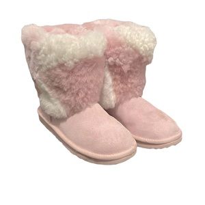 Uggs fur winter boots. Youth size 3